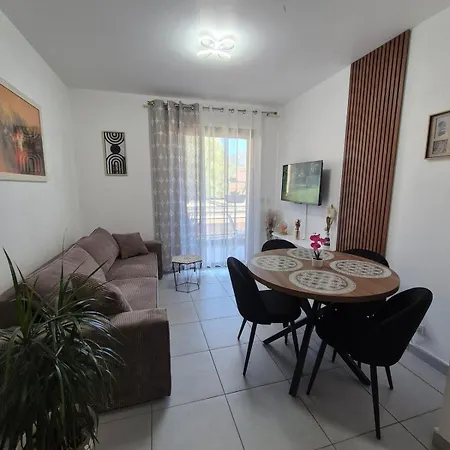 T2 Apartment