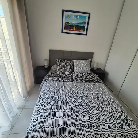 T2 Apartment *